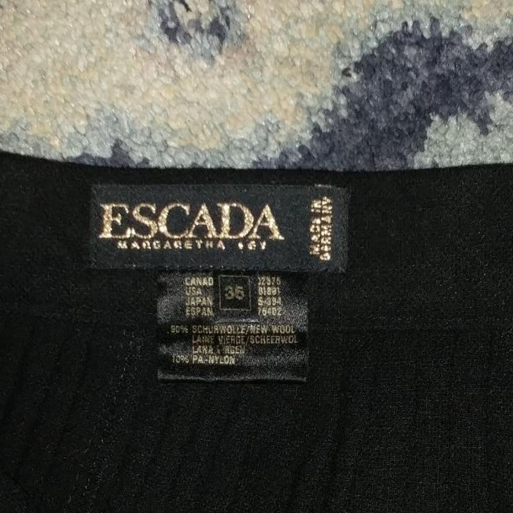 ESCADA Pleated Skirt BEAUTIFUL!